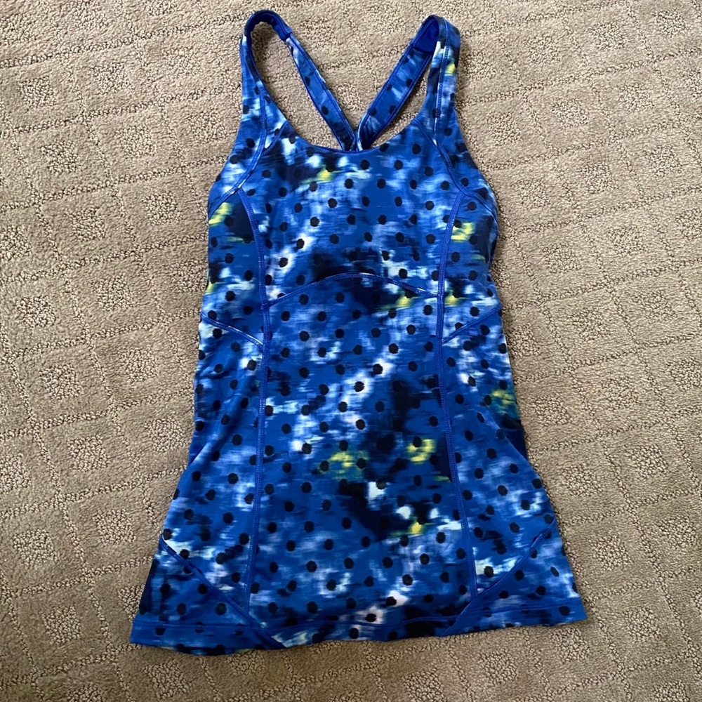 Lululemon tank top